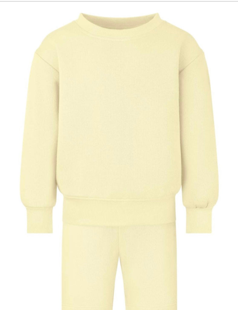Sweatshirt and shorts set
